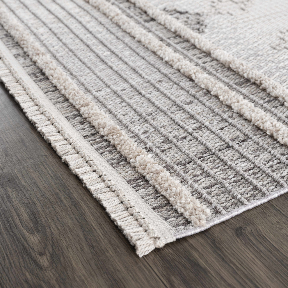 Hauteloom Amaga Area Rug, 5'3"x7' Rectangle