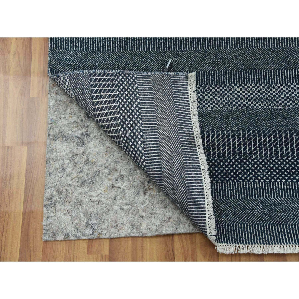 Yankees Blue, Wool and Silk Hand Knotted Grass Design Oriental Rug, 6'0"x9'0"