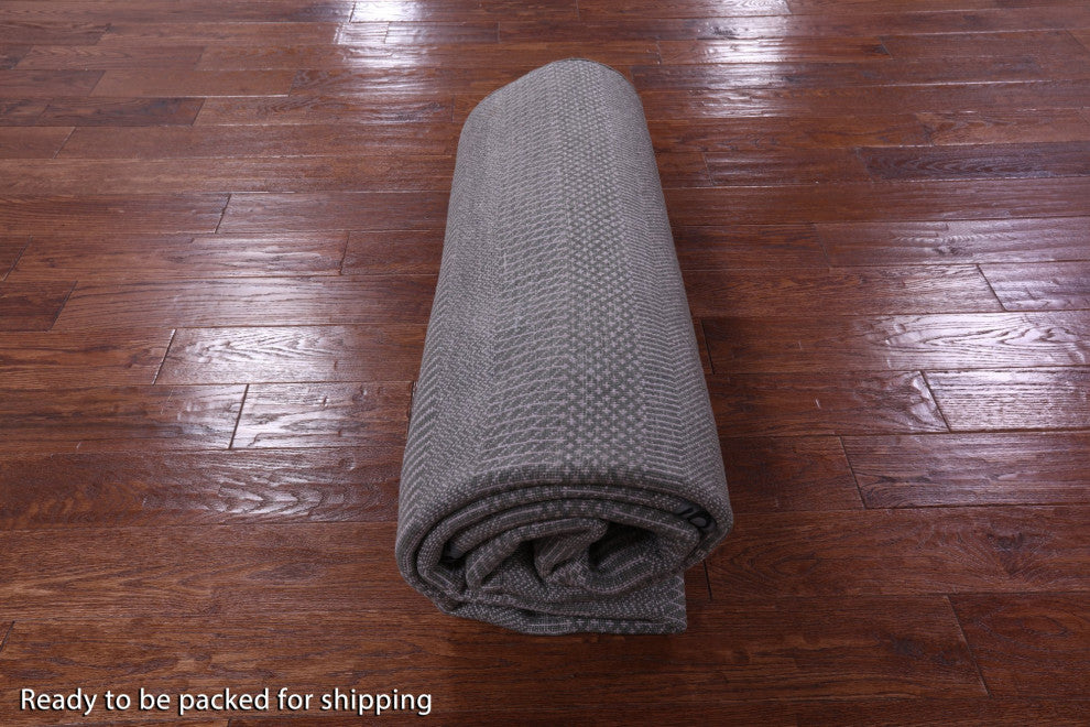 6' 0" X 9' 2" Savannah Grass Wool and Silk Hand Knotted Rug Q11384