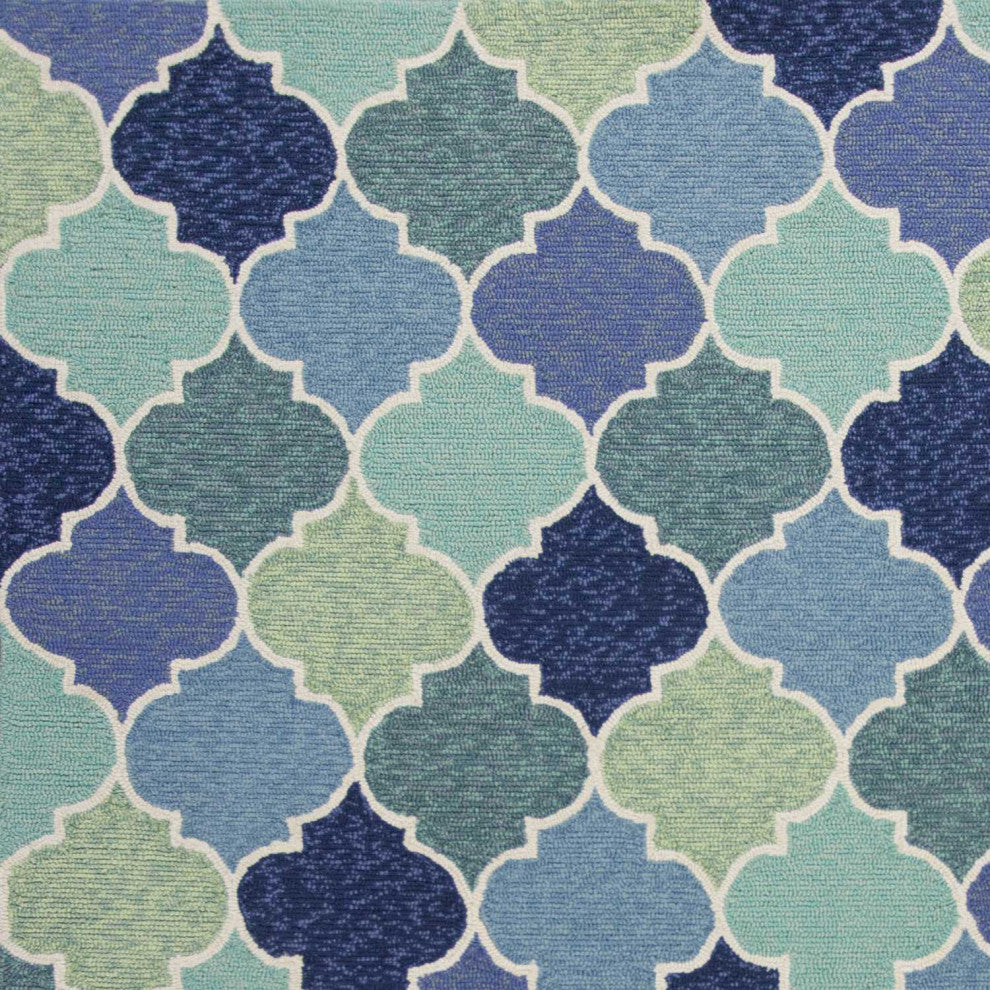 HomeRoots 5'x8' Blue Hand Hooked UV Treated Quatrefoil Indoor Outdoor Area Rug