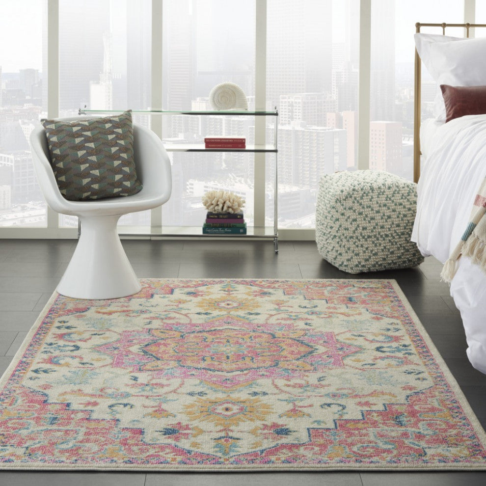 7" x 10" Ivory and Pink Medallion Area Rug