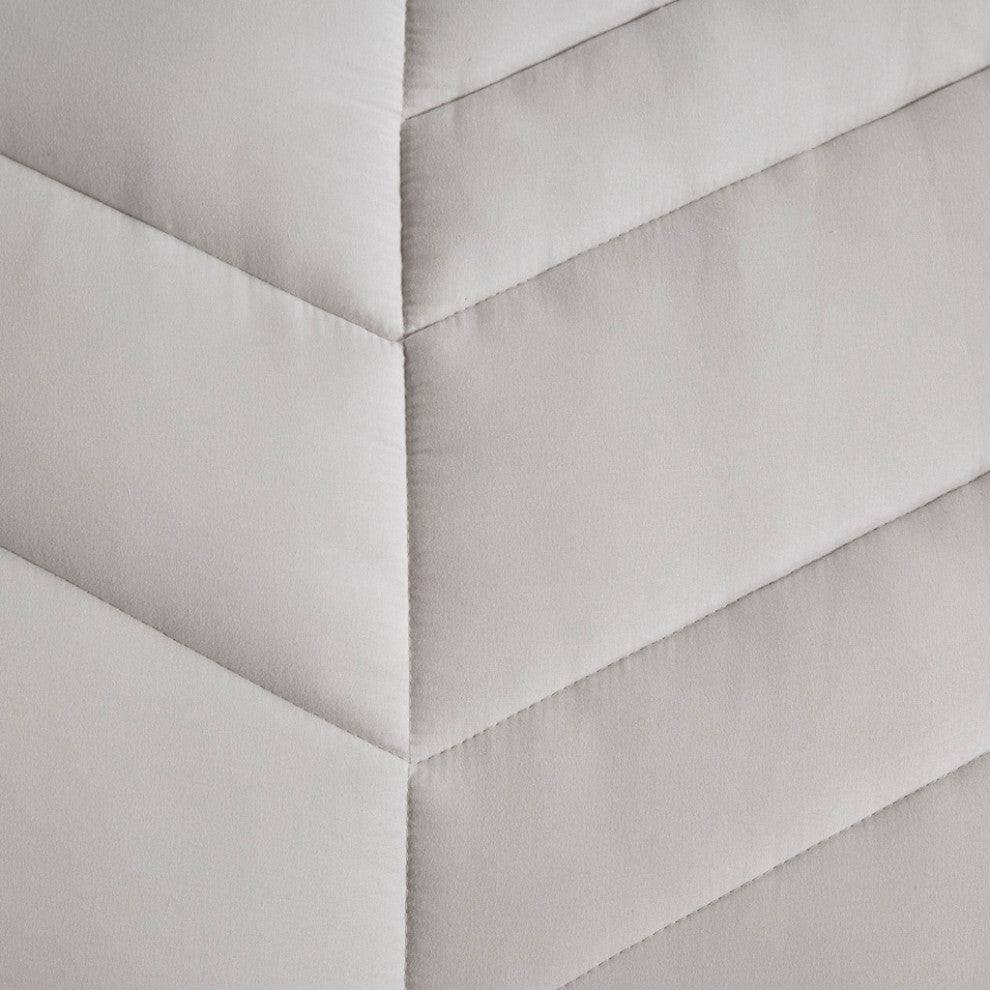 Intelligent Design Remy Quilted Chevron Comforter Set