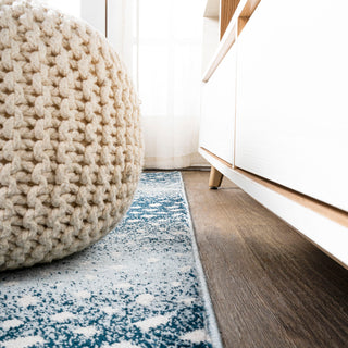 Antelope Modern Animal Blue/Cream 4'x6' Area Rug