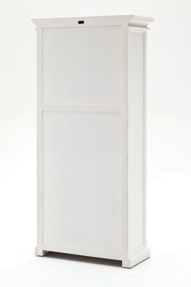 Halifax 3, Level Pantry