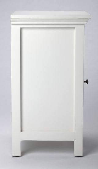 Front-facing image on pure white background showing the full cabinet with door closed; suitable as primary product image.