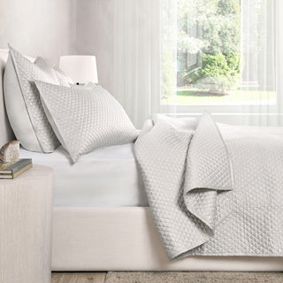 Winthrop 100% Sateen Silver Quilt by Kosas Home, Silver Gray, King