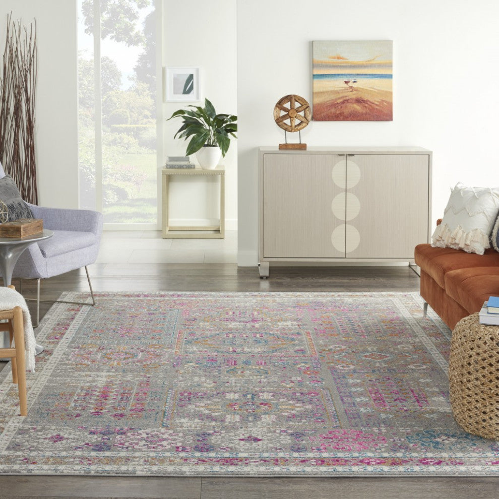 7" x 10" Gray Distressed Ornamental Area Rug