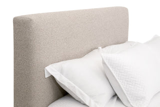 Warren Queen Bed