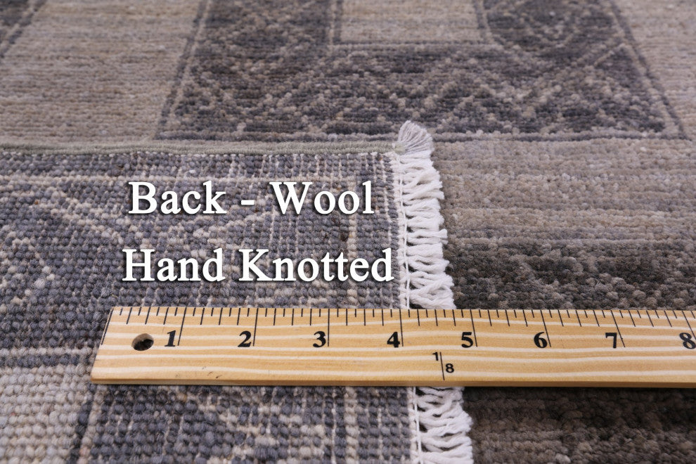 8' 2" X 9' 10" Southwest Navajo Hand Knotted Wool Rug Q4851