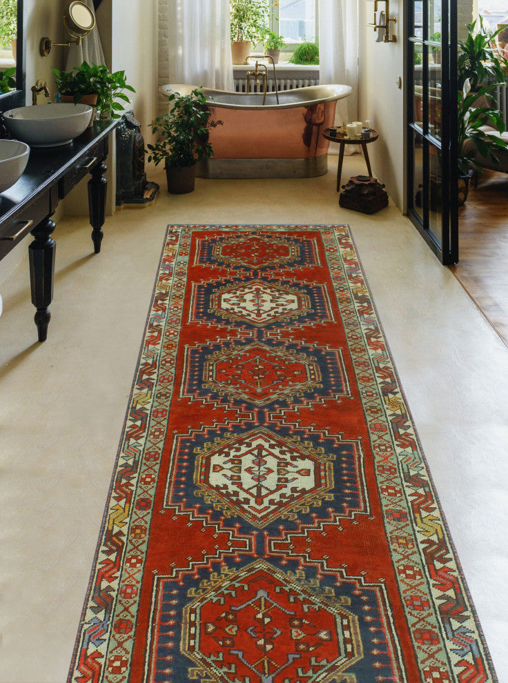 Fine Vintage Distressed Bagga Red/Beige Runner, 3'1x10'9