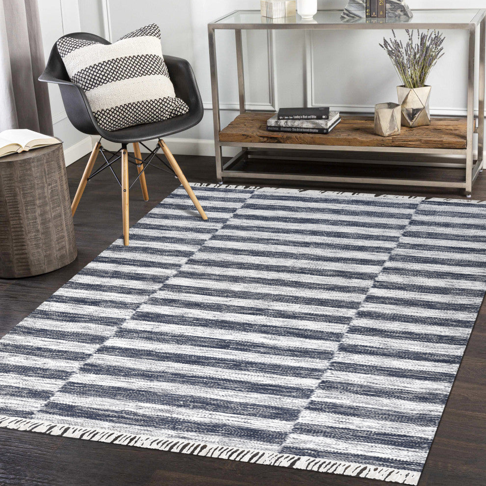Louella, Handmade Area Rug 8' 0" x 10' 0"