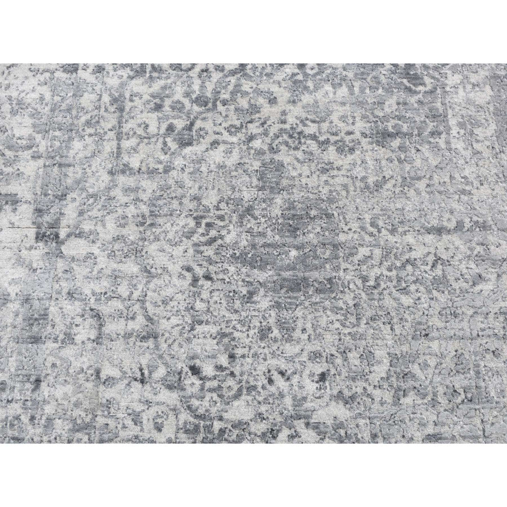 Carbon Gray Persian Design Wool and Silk Hand Knotted Oriental Rug, 4'1"x6'