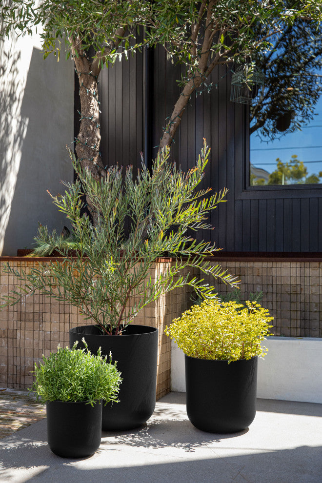 Veradek Mason Series Kona Planter Set of 3 Cluster, Black