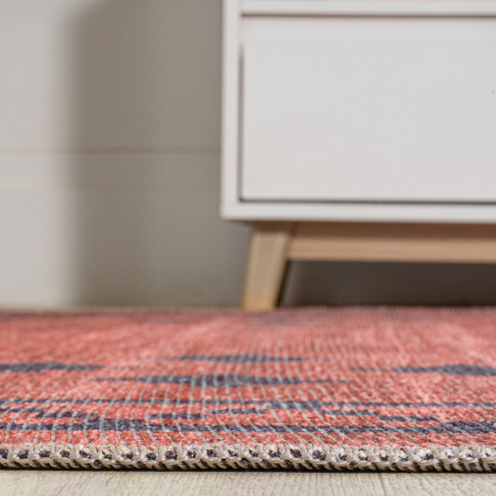 Korsa Geometric Medallion Machine-Washable Area Rug, 5x8