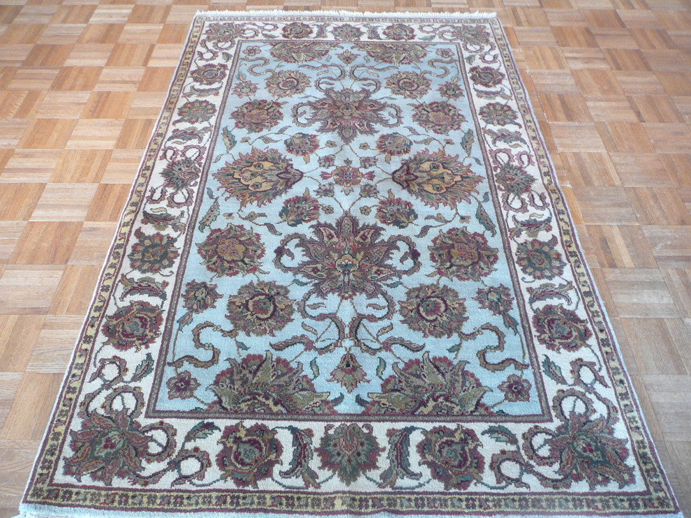 4'1x6'2 Agra Rug