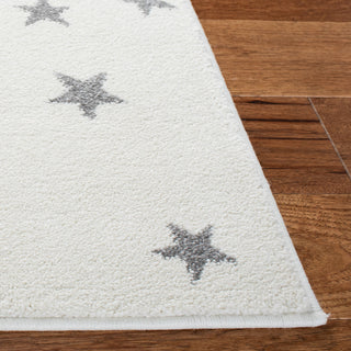 Safavieh Carousel Kids Collection CRK135A Rug, Ivory/Grey, 6'7" X 6'7" Square