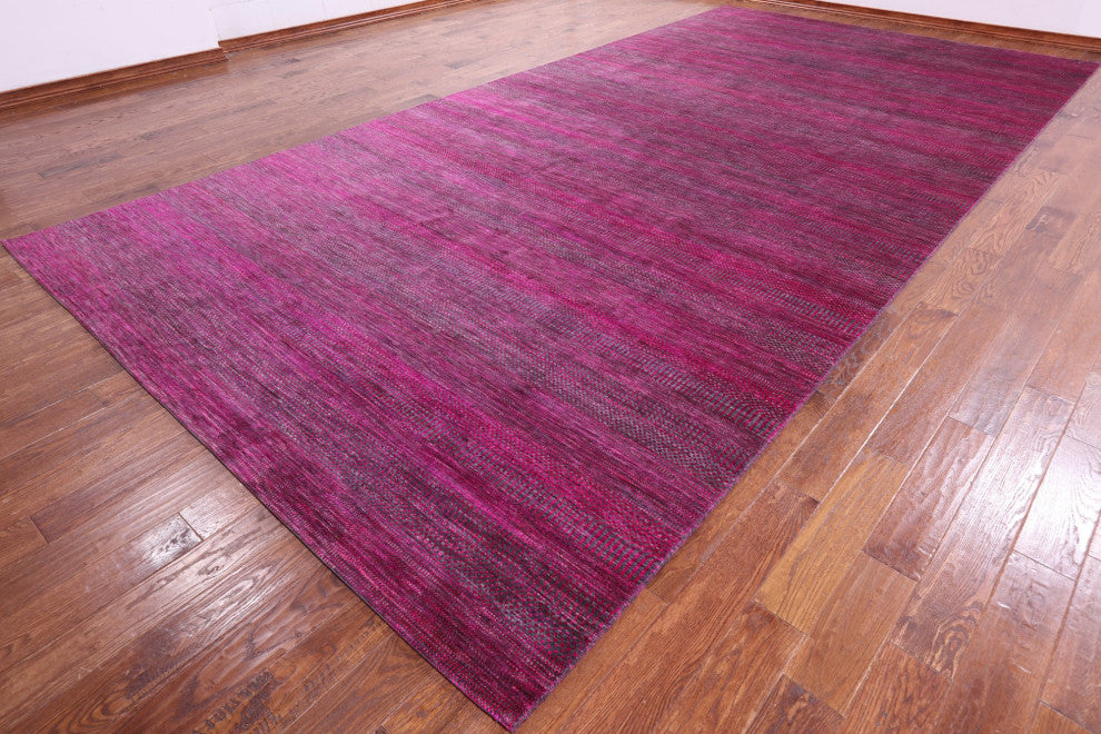 8' 11" X 17' 11" Super Savannah Gabbeh Hand Knotted Wool and Silk Rug Q6113