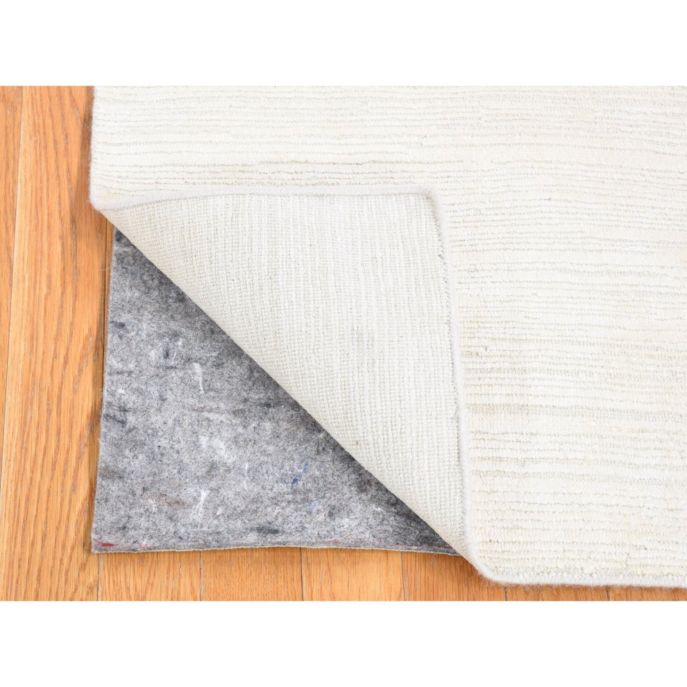 Ivory, Hand Knotted Modern Design, Silk With Wool, Mat Square Rug, 2'1"x2'1"