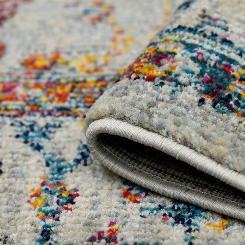 Montana Estrel Runner, Ivory, 2'7" x 8', Bordered