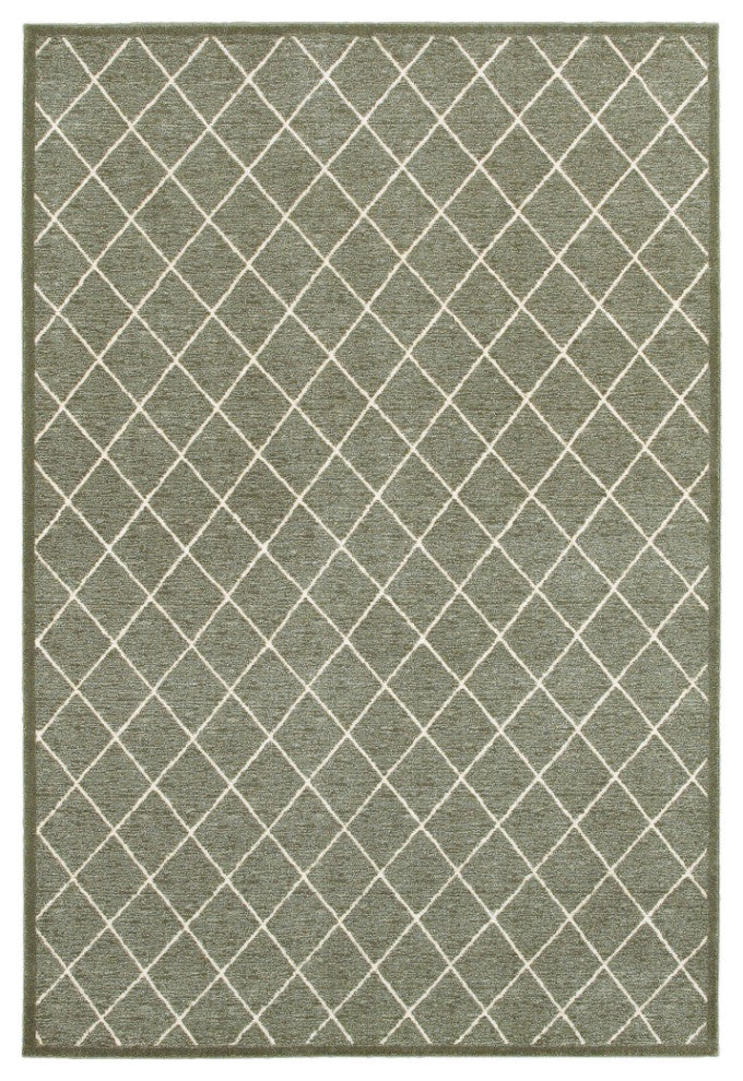 7" x 10" Gray and Ivory Diamond Indoor Area Rug