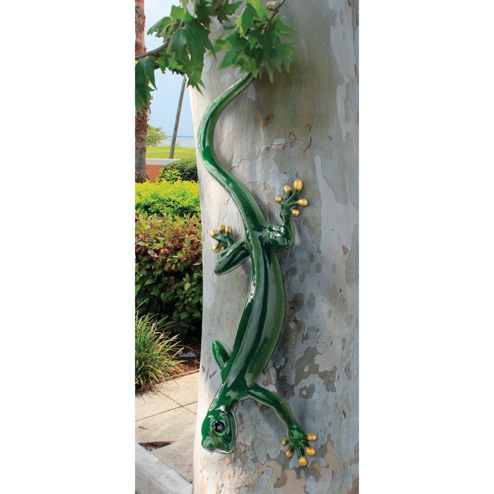 Giant Garden Gecko Lizard Statue