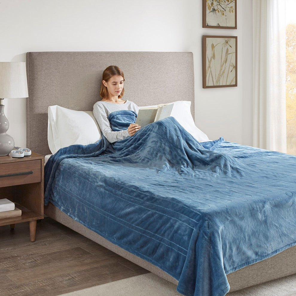 Beautyrest Heated Plush Blanket, Sapphire Blue