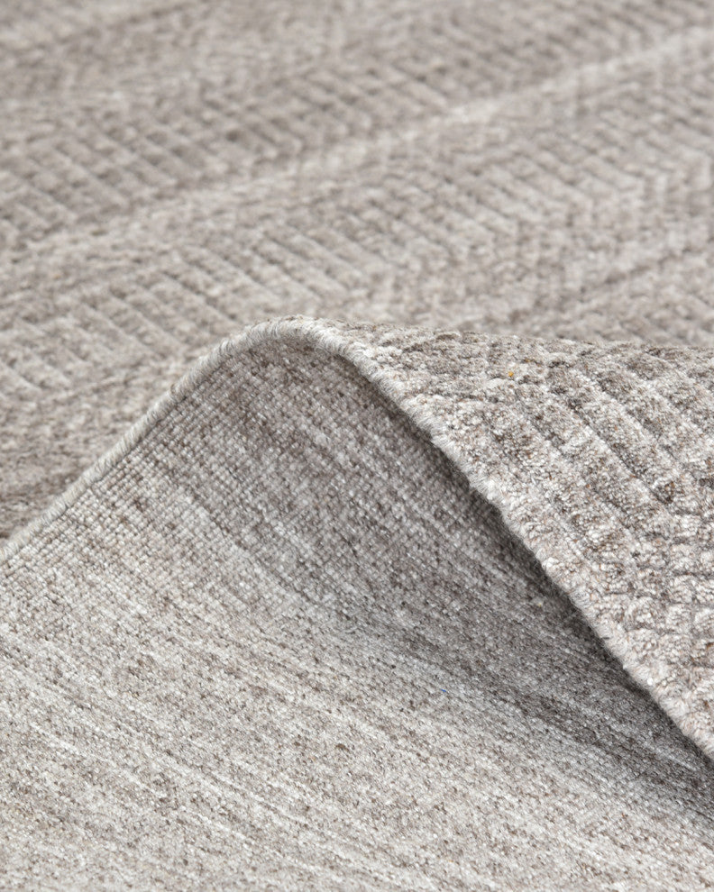 Sanam, Handmade Area Rug 5' 0" x 8' 0"