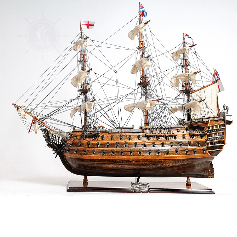 Hms Victory Midsize With Display Case Front Open