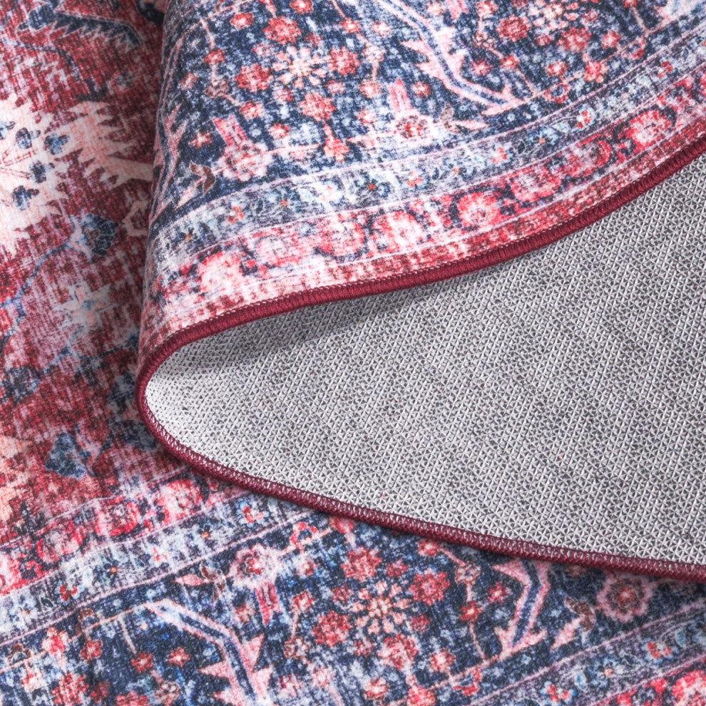 Safavieh Arizona Machine-Washable Collection ARZ316 Rug, Red/Navy, 4'x6'