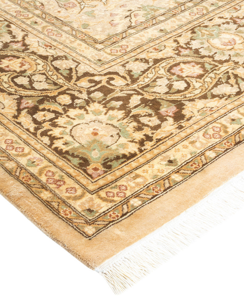 Mangalore, One-of-a-Kind Hand-Knotted Area Rug Ivory, 8'2"x10'5"
