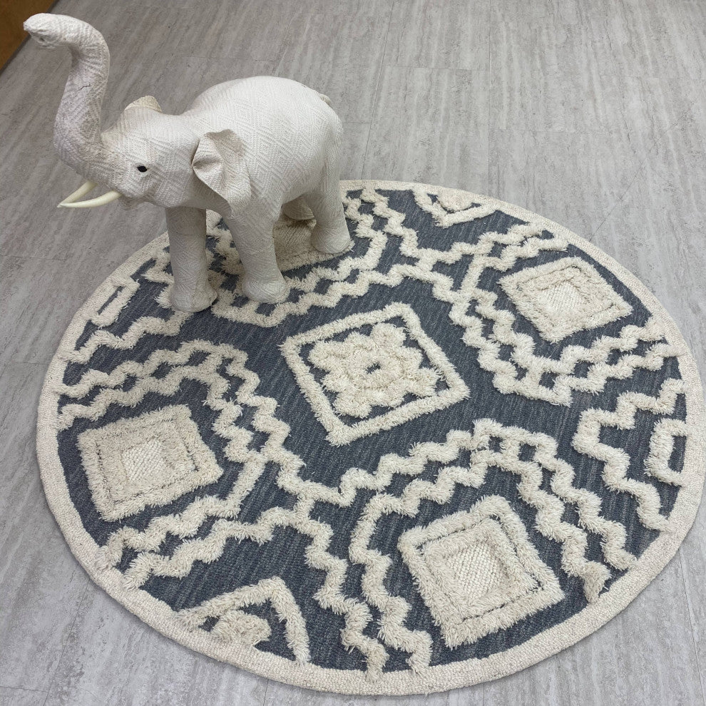 Contemporary Tufted Scandinavian Round Rug, 4' Round