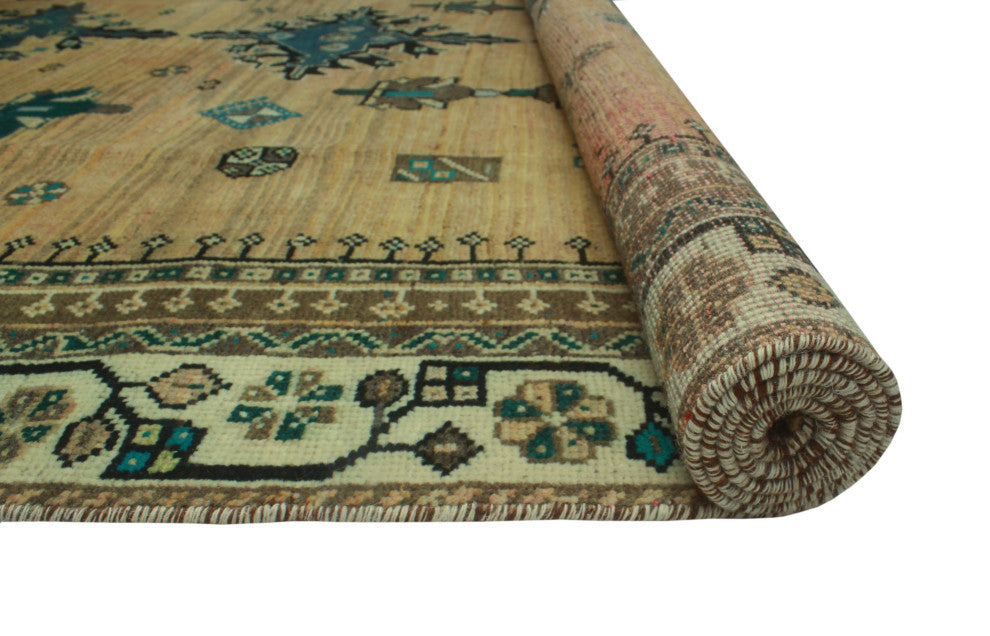 Fine Vintage Distressed Juliann Lt. Gold Rug
