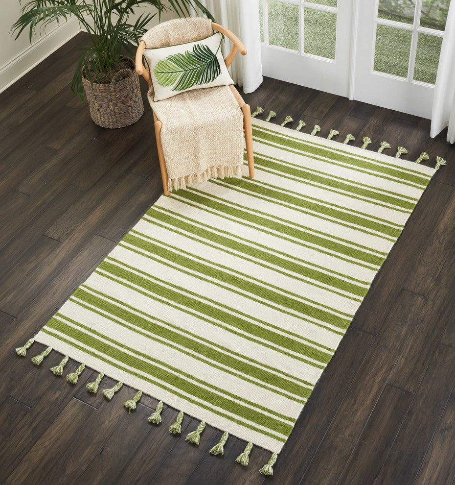 Nourison Solano Ivory/Green Area Rug, 4'x6'6"