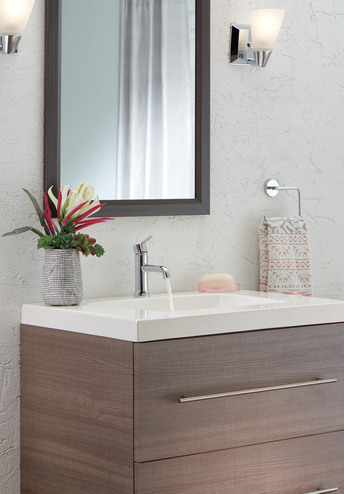 Delta Trinsic Single Handle Bathroom Faucet, Chrome, 559LF-MPU