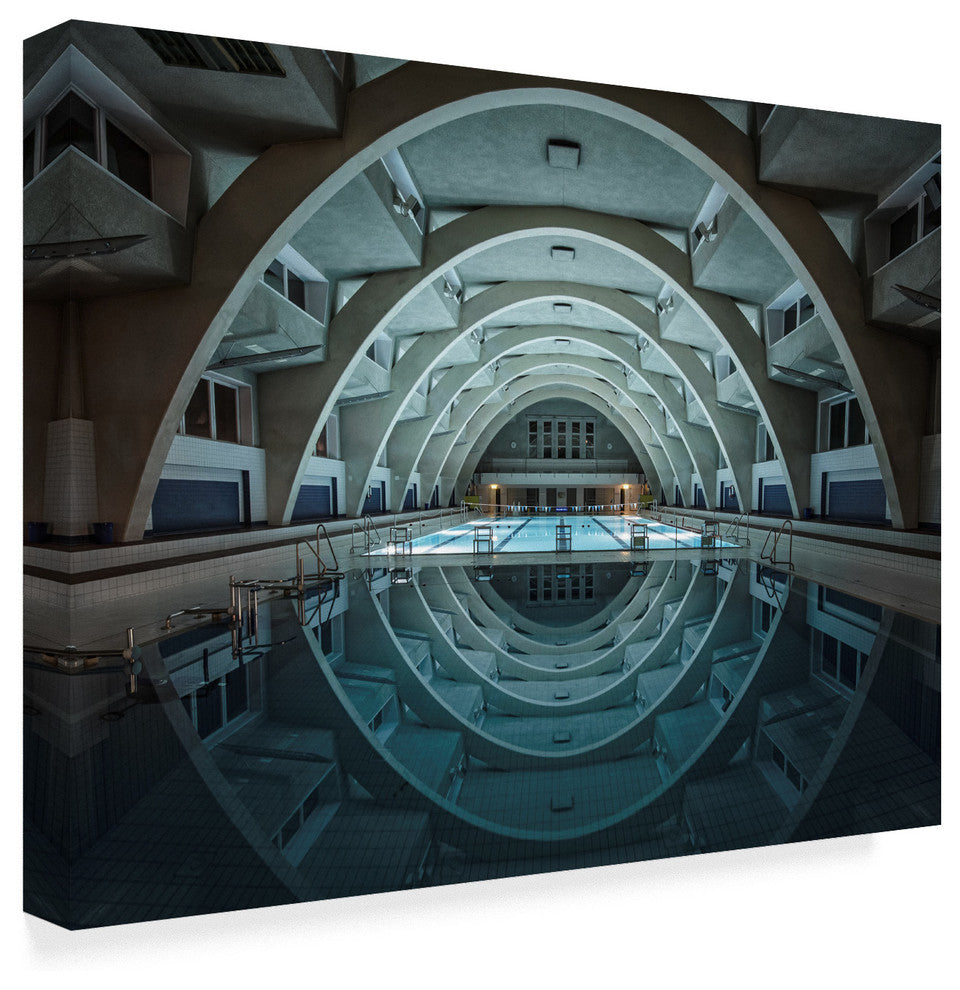 Renate Reichert 'Swimming At Night' Canvas Art, 32"x24"