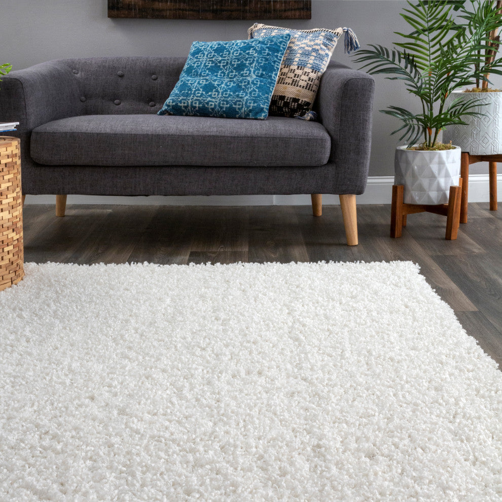 Nuloom Gwenyth Solid Shag Rug, White 2' 8" x 8'