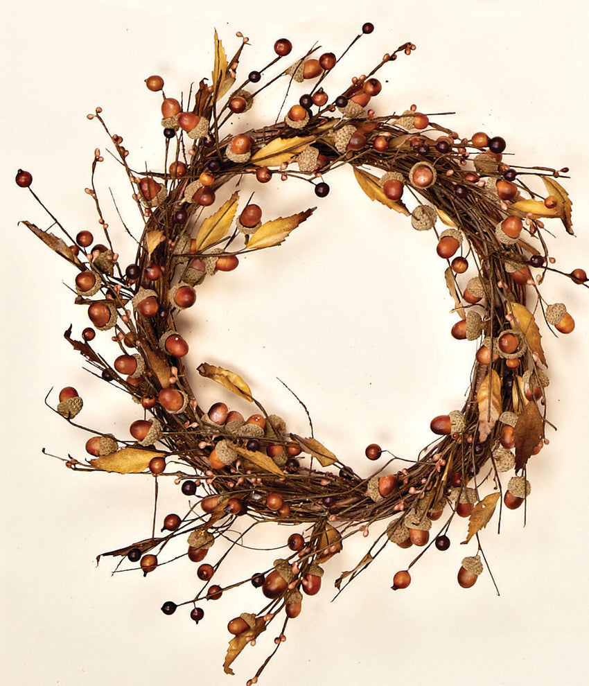 14" Acorn and Leaf Wreath