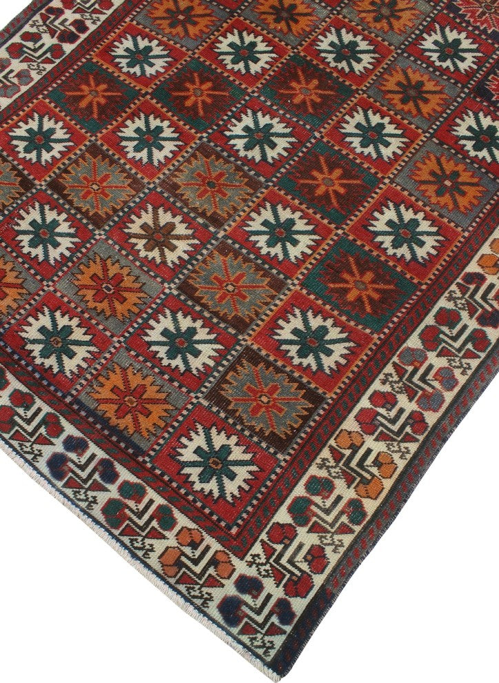 Vintage Sherazi Travis Red Runner 4'7"x8'10"
