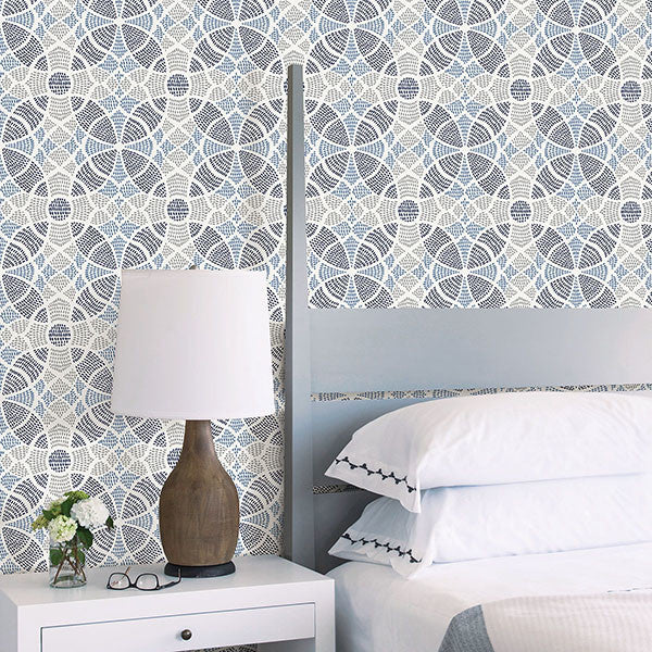 Murano Platinum Vertical Texture Wallpaper Bolt