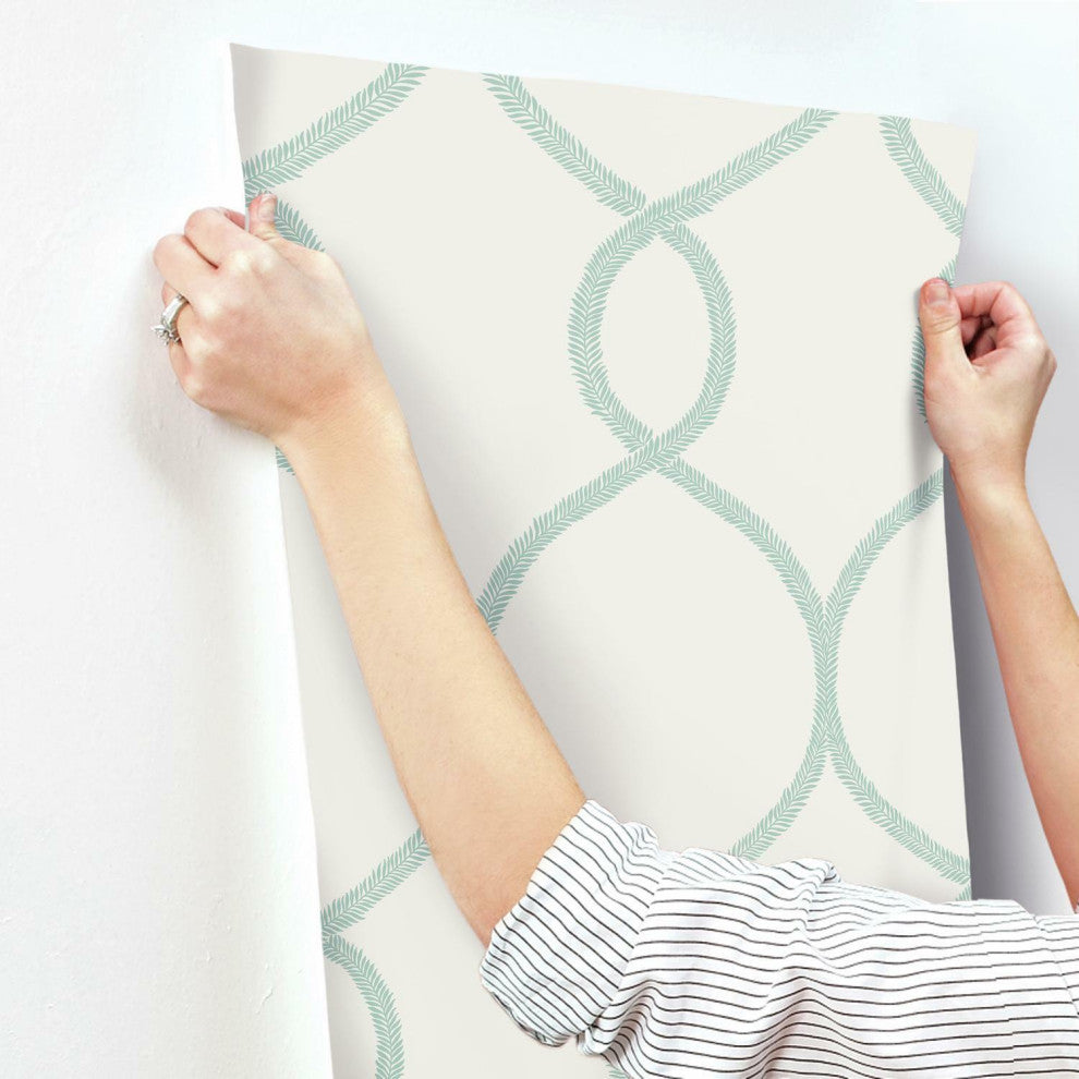 Laurel Leaf Ogee Wallpaper