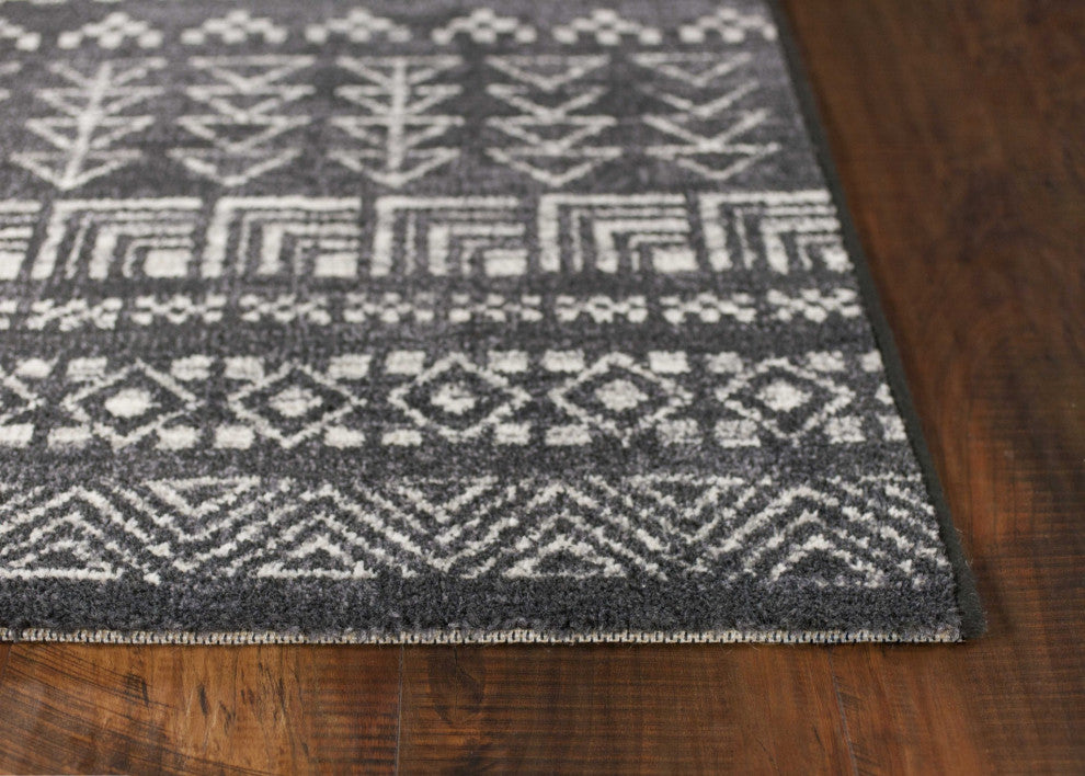 HomeRoots 6' x 9' Polypropylene Charcoal Area Rug