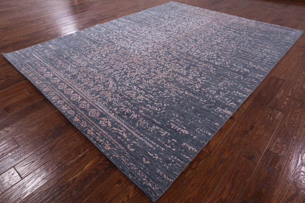 7' 11" X 10' 4" Persian Wool and Silk Handmade Rug Q6262
