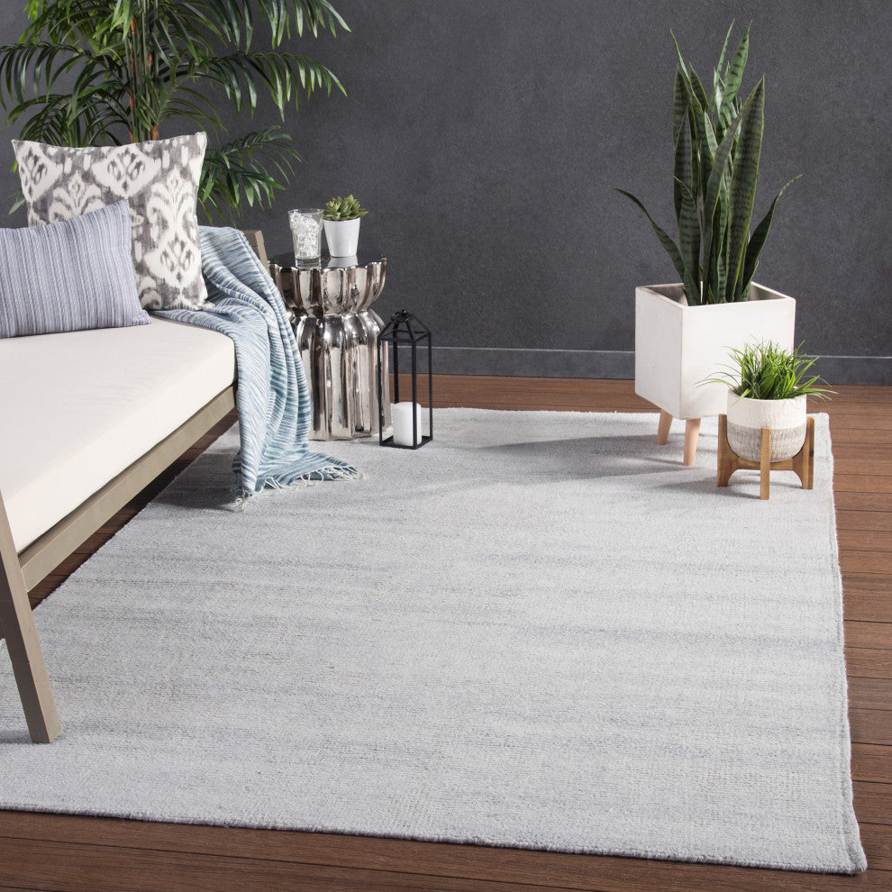 Jaipur Living Limon Indoor/ Outdoor Solid Area Rug, Silver/Gray, 12'x15'