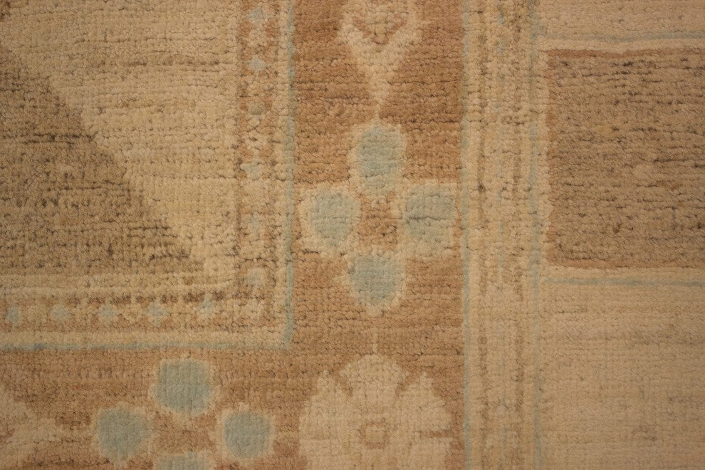 Fine Chobi Janessa Brown Rug 9'9"x6'0"