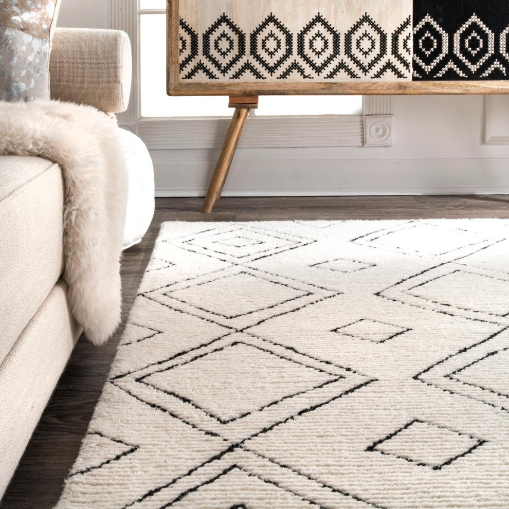 Nuloom Hand-Tufted Moroccan Diamond Wool Rug, Natural 4'x6'