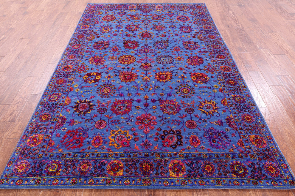 6' 1" X 9' 4" Persian Hand Knotted Wool & Silk Rug - Q15979