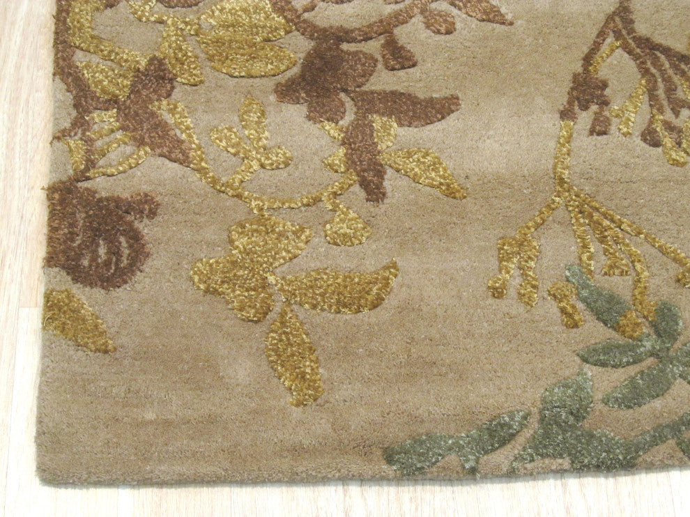 Beige Traditional Floral Savannah Area Rug