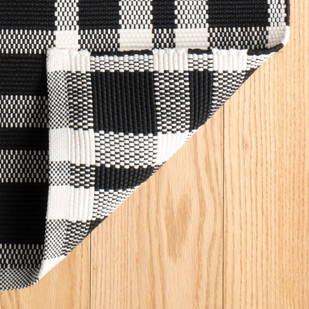 Dash & Albert Tattersall Black Handwoven Indoor/Outdoor Rug, Black, 5' x 8'