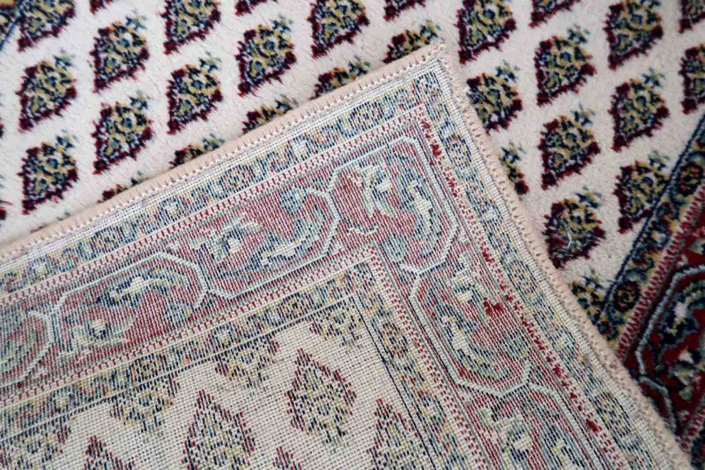 Vintage Italian Seraband Style Rug 2.2'x4.5', 68cmx140cm 1970s