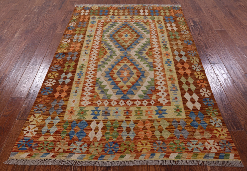 5' 5" X 6' 6" Reversible Flat Weave Kilim Rug Q8296
